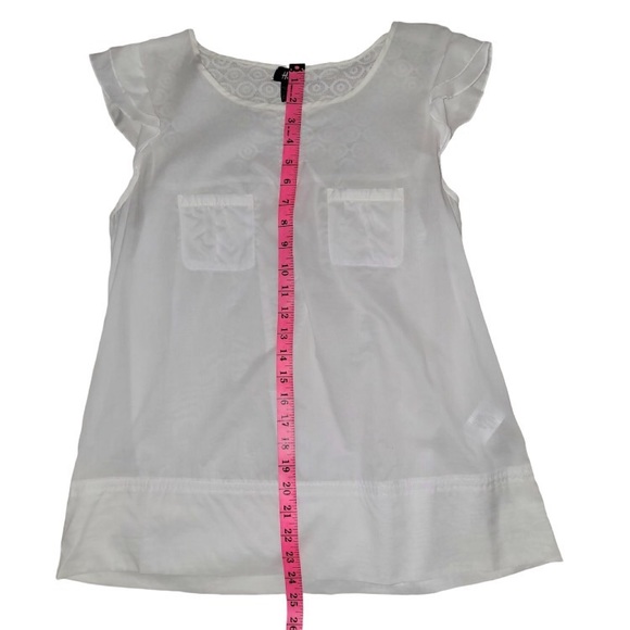 (W) Embroidered Detailed Top from H&M - Picture 3 of 6